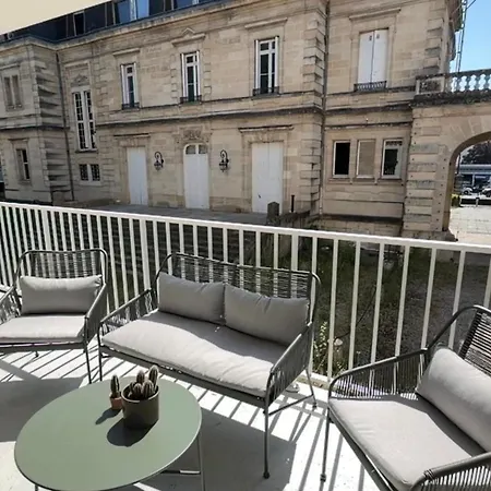 Magnifique Neuf A Deux Pas De Bordeaux * Ле-Буска