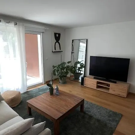 Magnifique Neuf A Deux Pas De Bordeaux