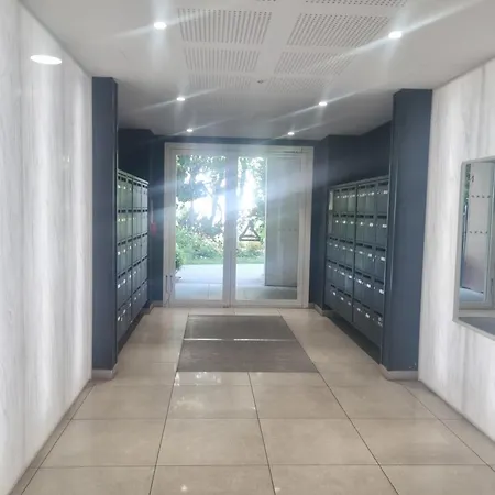 Апартаменты Magnifique Neuf A Deux Pas De Bordeaux